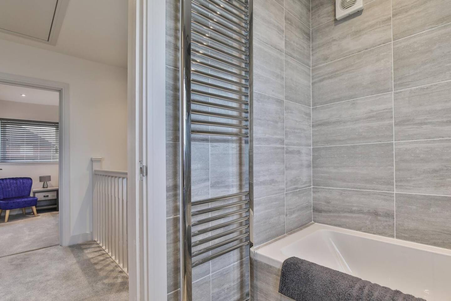 Modern, Cosy Whole House Wifi Close To Attractions Шефилд Экстерьер фото
